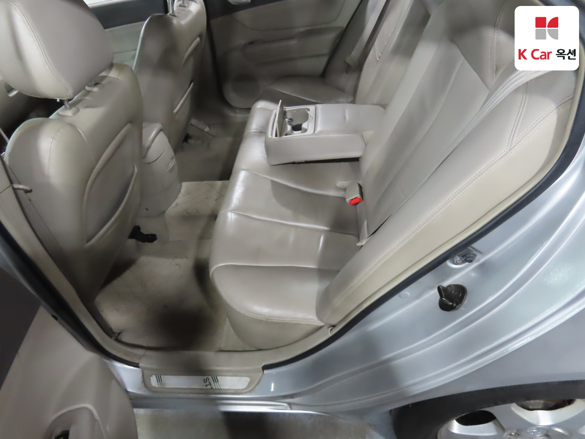 Hyundai Sonata 2005 - Image 21