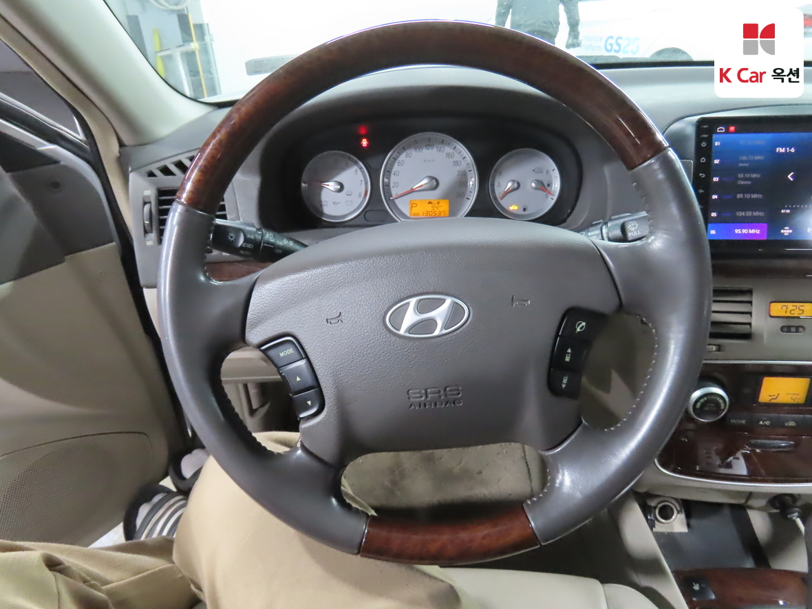Hyundai Sonata 2005 - Image 10