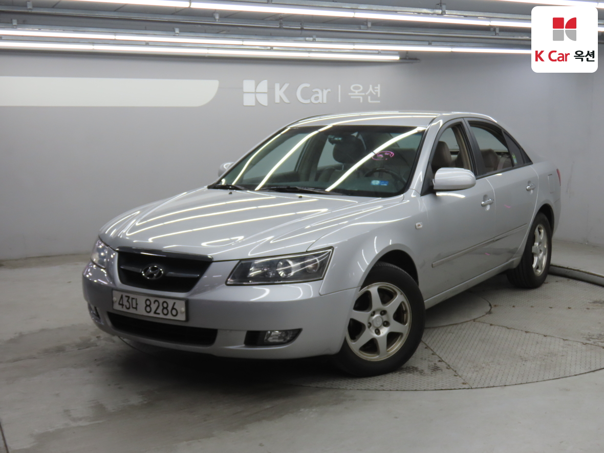 Hyundai Sonata 2005 - Image 1