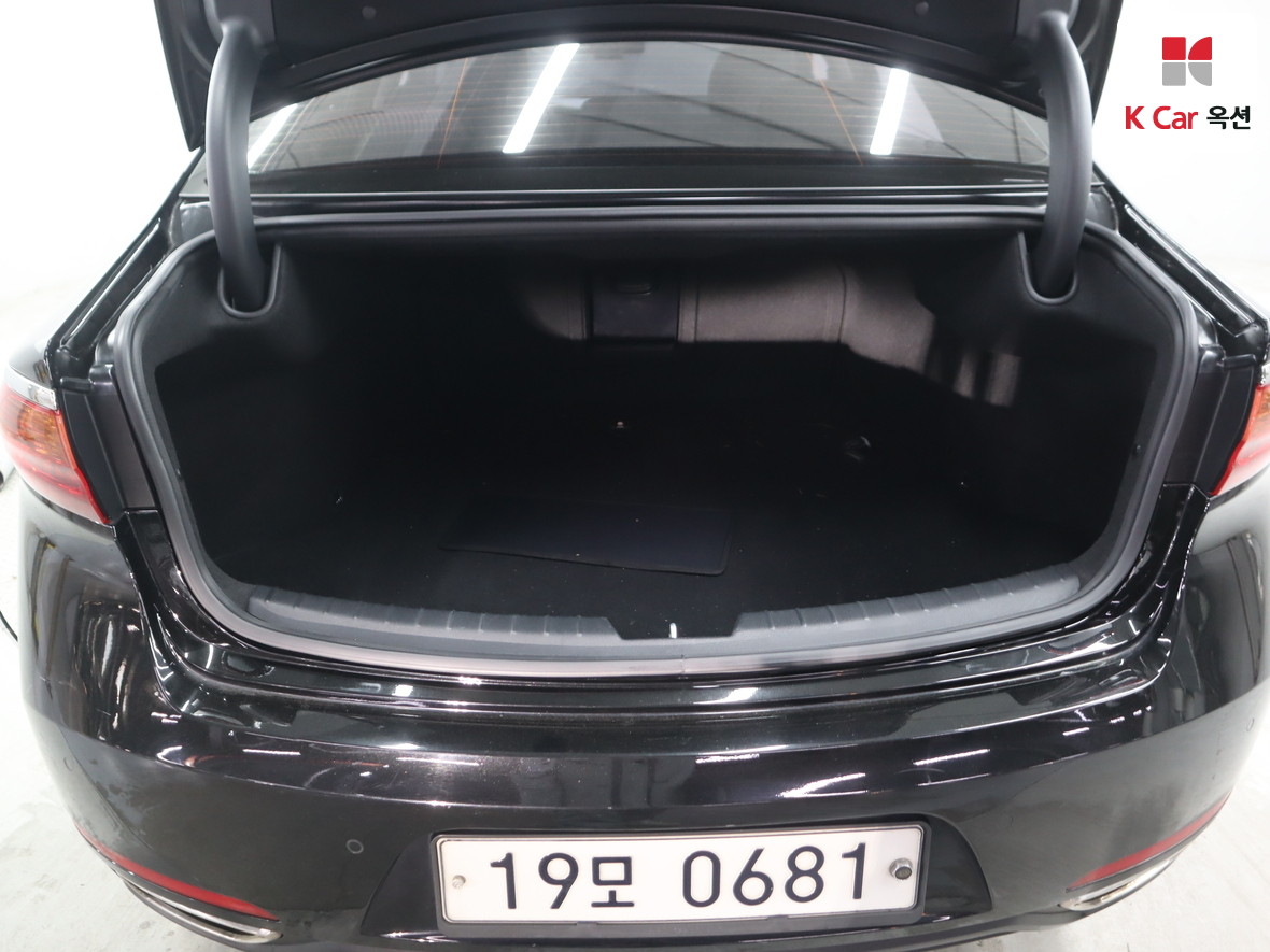 Kia K7 2016 - Image 26