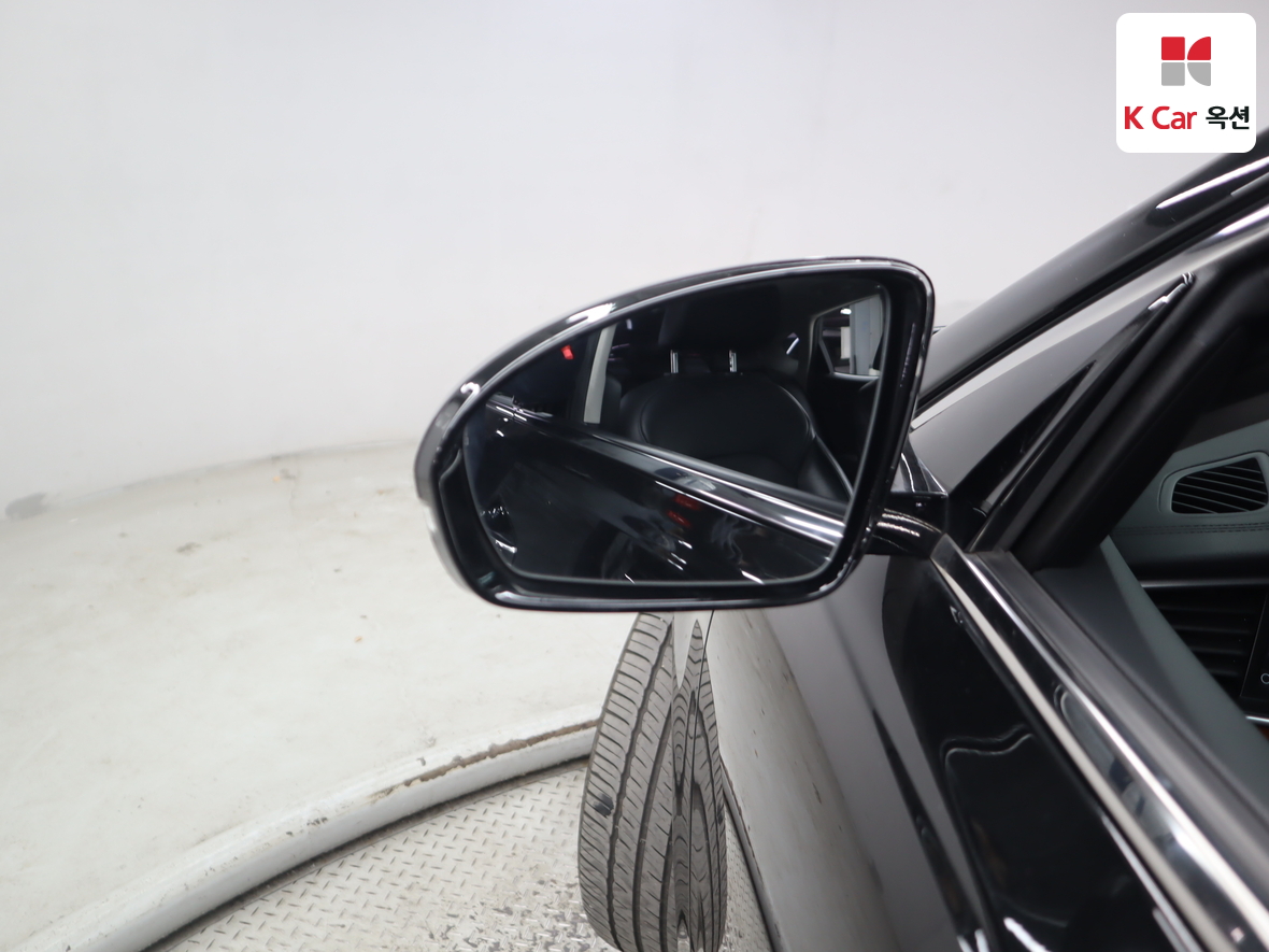 Kia K7 2016 - Image 22