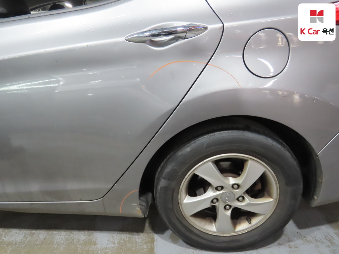 Hyundai Elantra 2011 - Image 39