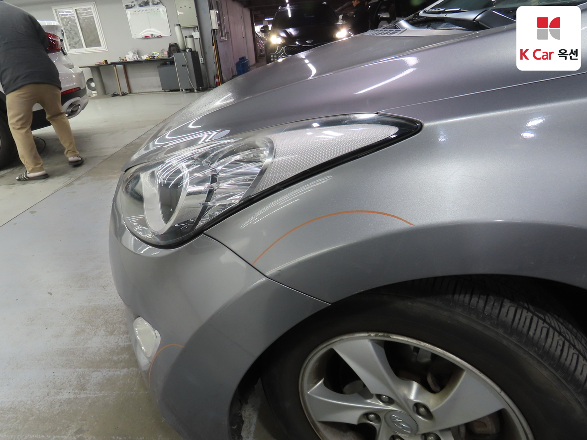 Hyundai Elantra 2011 - Image 35