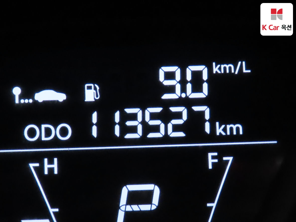 Hyundai Elantra 2011 - Image 4