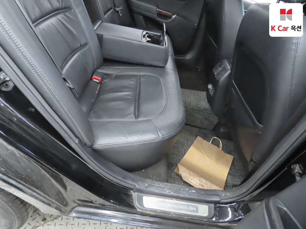 Hyundai Grandeur 2009 - Image 26