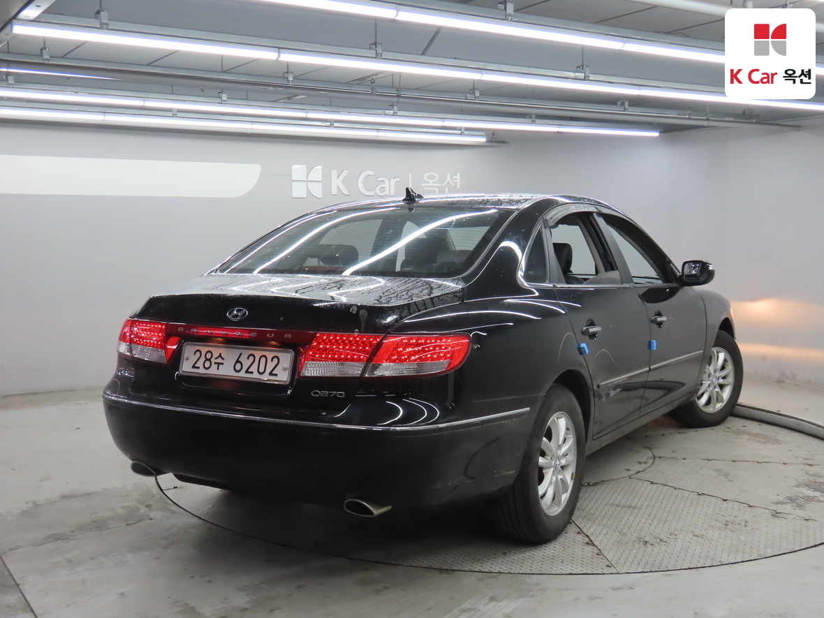 Hyundai Grandeur 2009 - Image 2