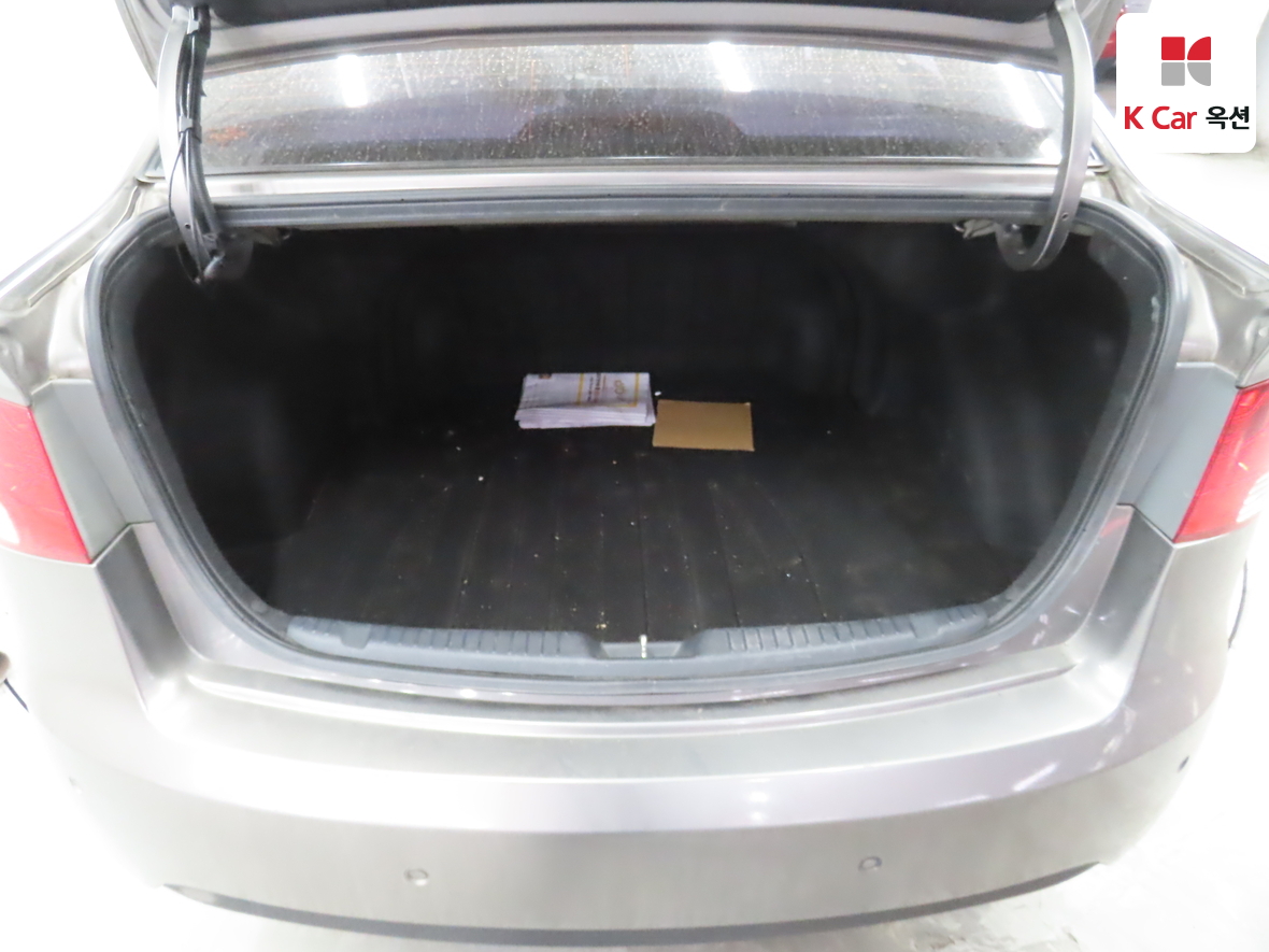 Kia Forte 2010 - Image 25