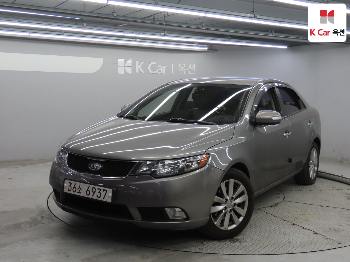 Kia Forte 2010 - Image 1