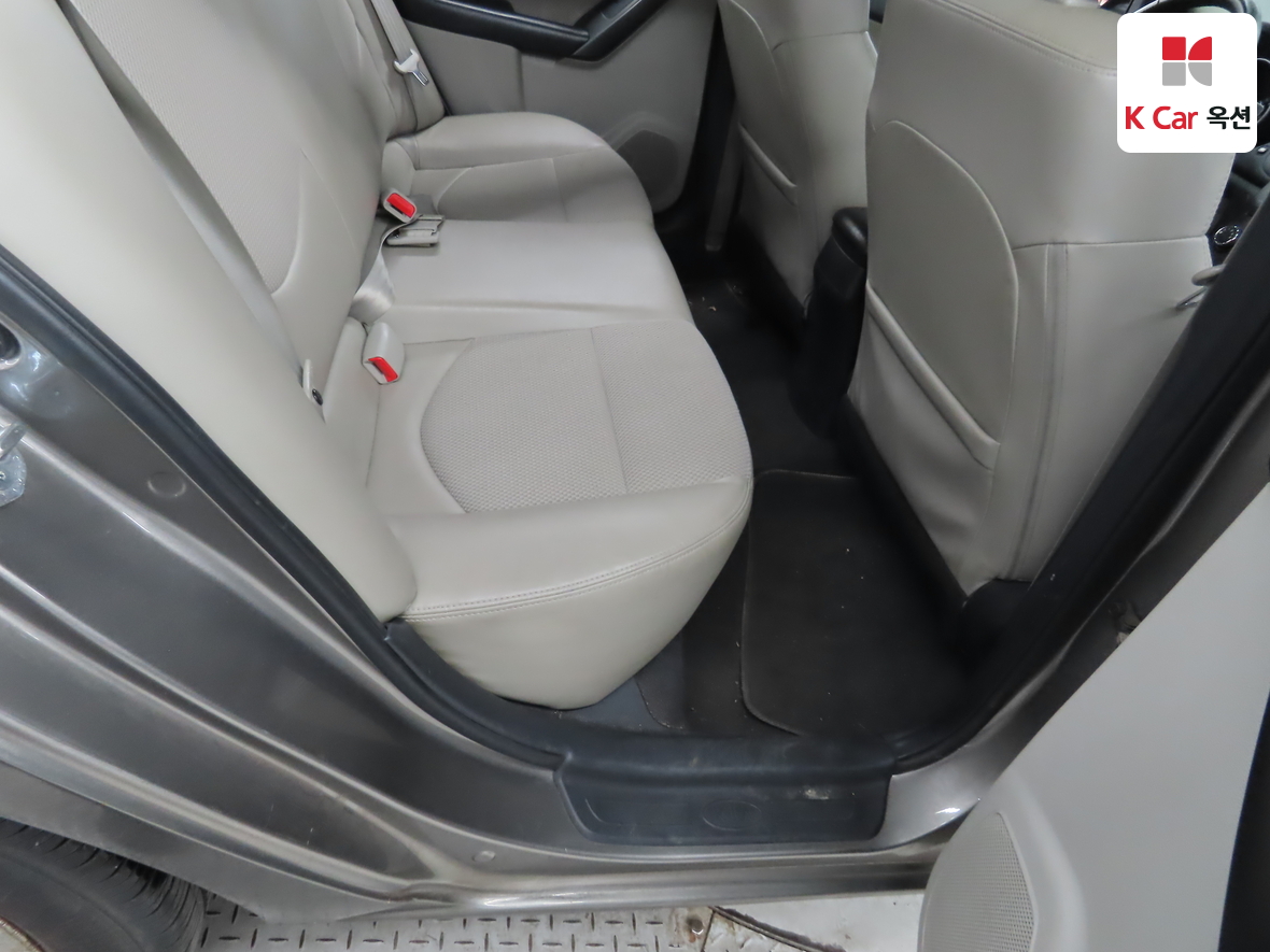 Kia Forte 2010 - Image 27