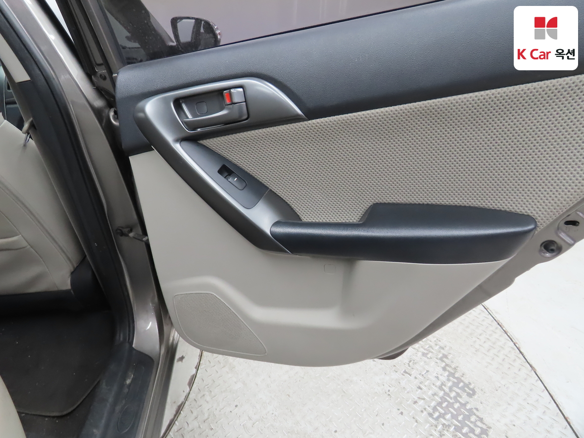 Kia Forte 2010 - Image 26