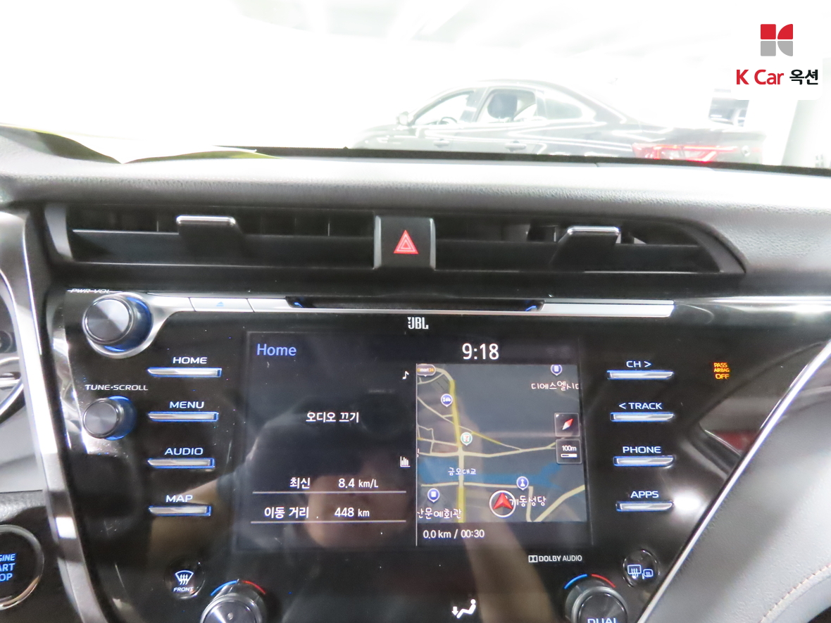 Toyota Camry - 14