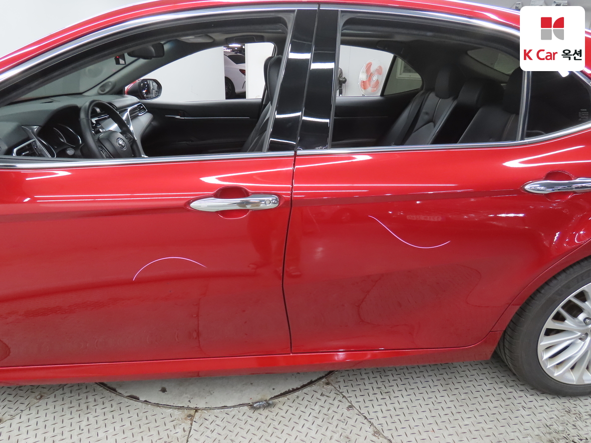 Toyota Camry - 37