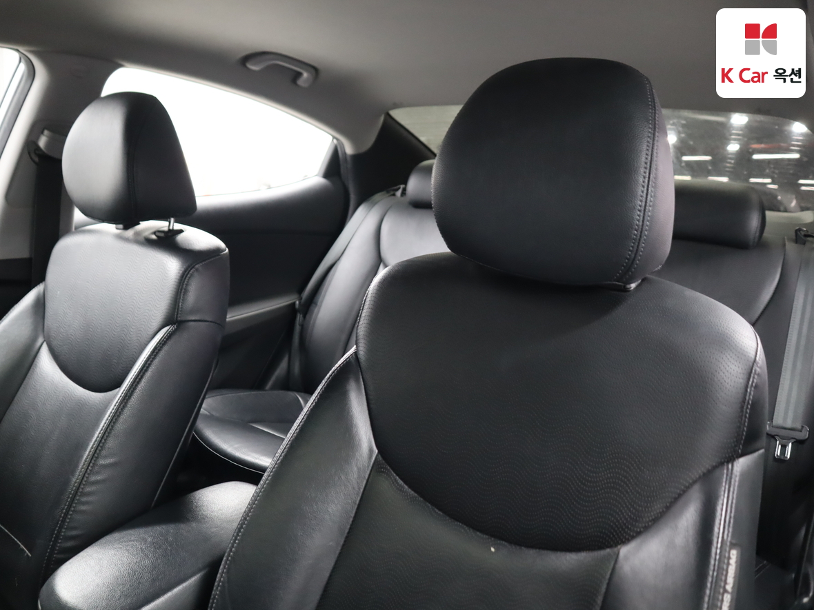 Hyundai Elantra 2012 - Image 20