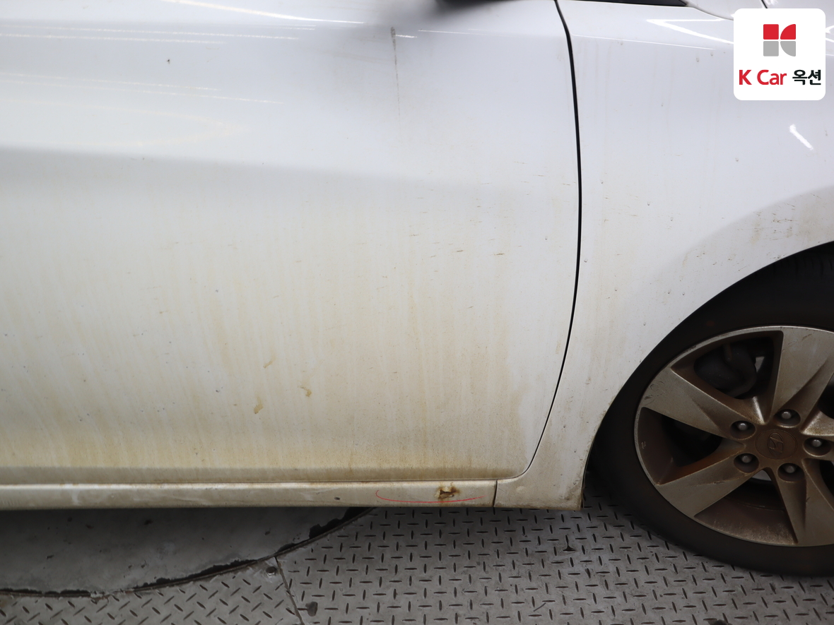 Hyundai Elantra 2012 - Image 44