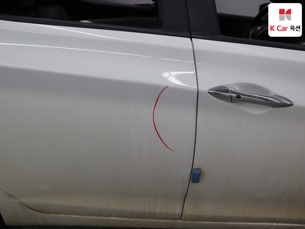 Hyundai Elantra 2012 - Image 42