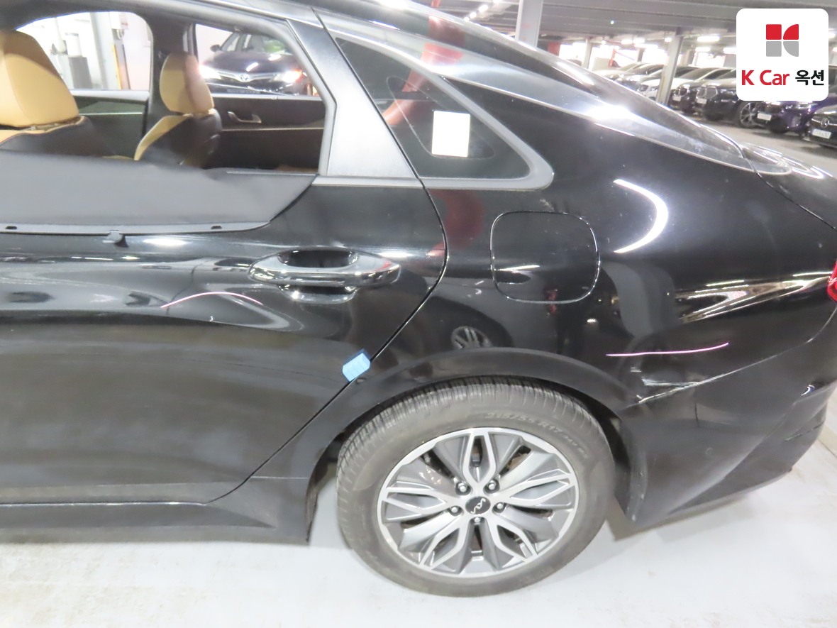 Kia K5 2022 - Image 36