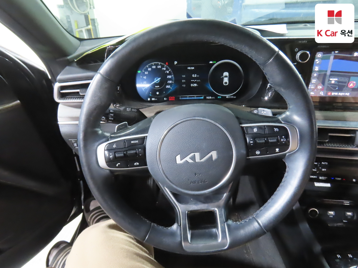 Kia K5 2022 - Image 10