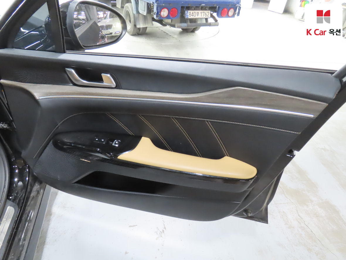 Kia K5 2022 - Image 27