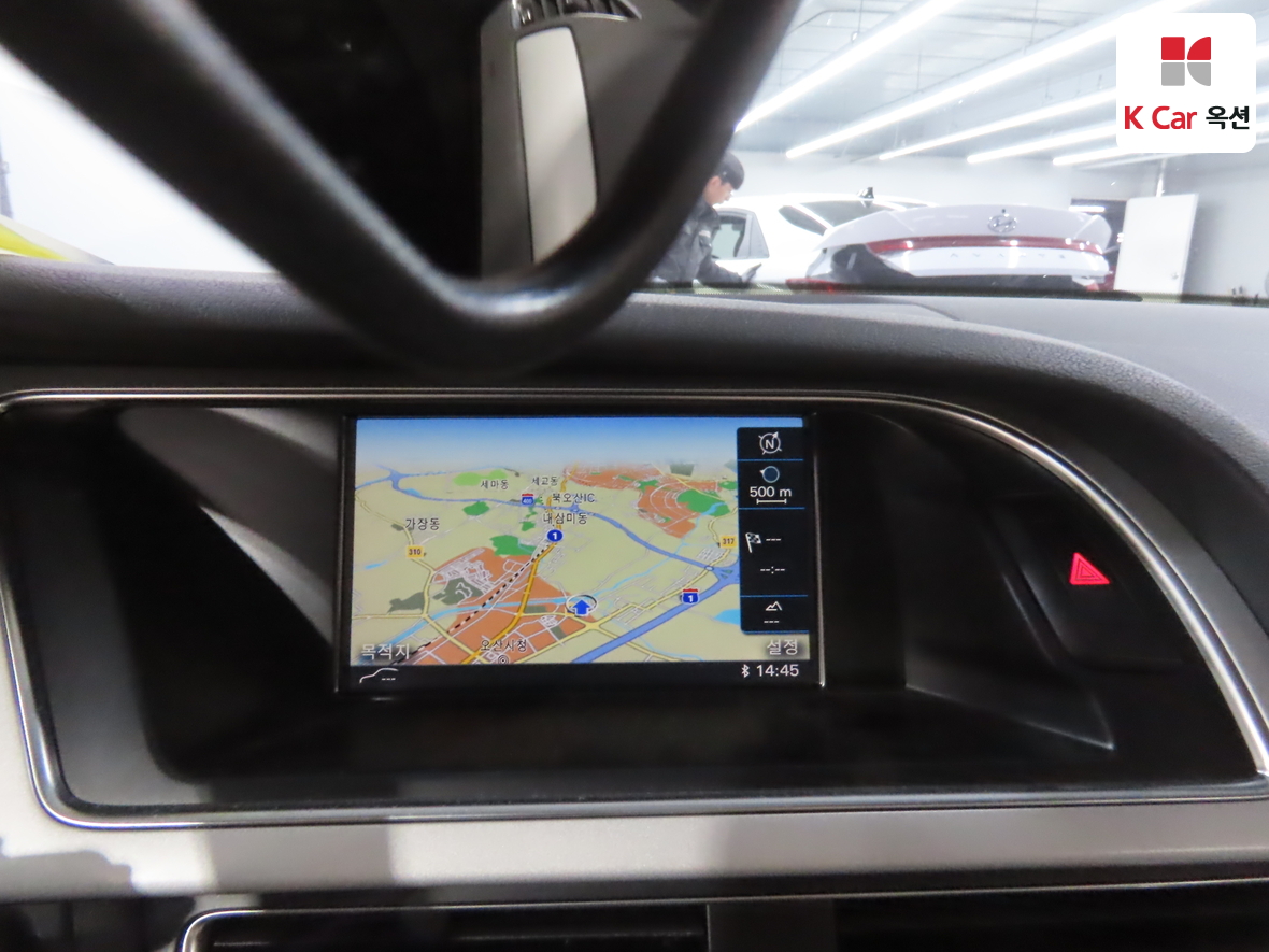 أودي A4 2016 - صورة 14