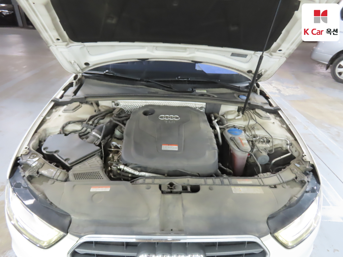 أودي A4 2016 - صورة 33