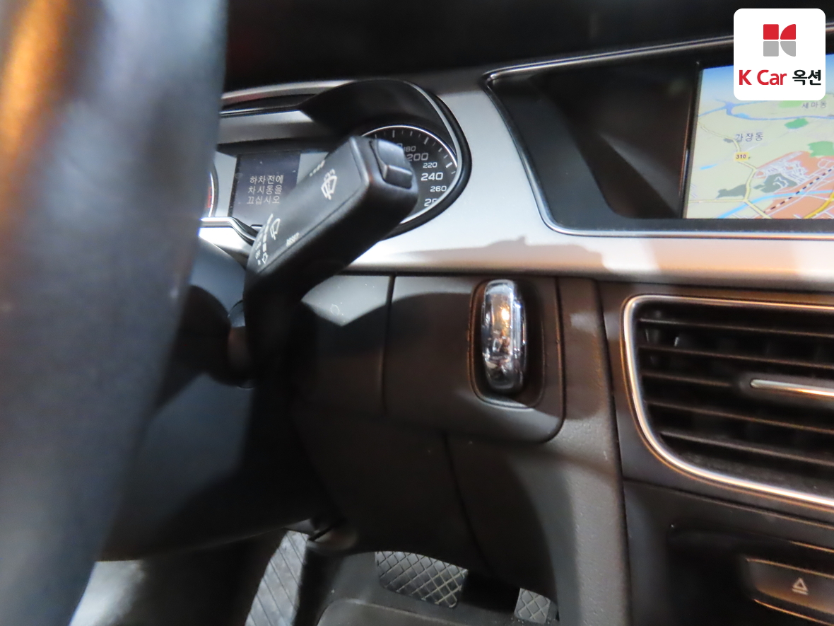 أودي A4 2016 - صورة 11