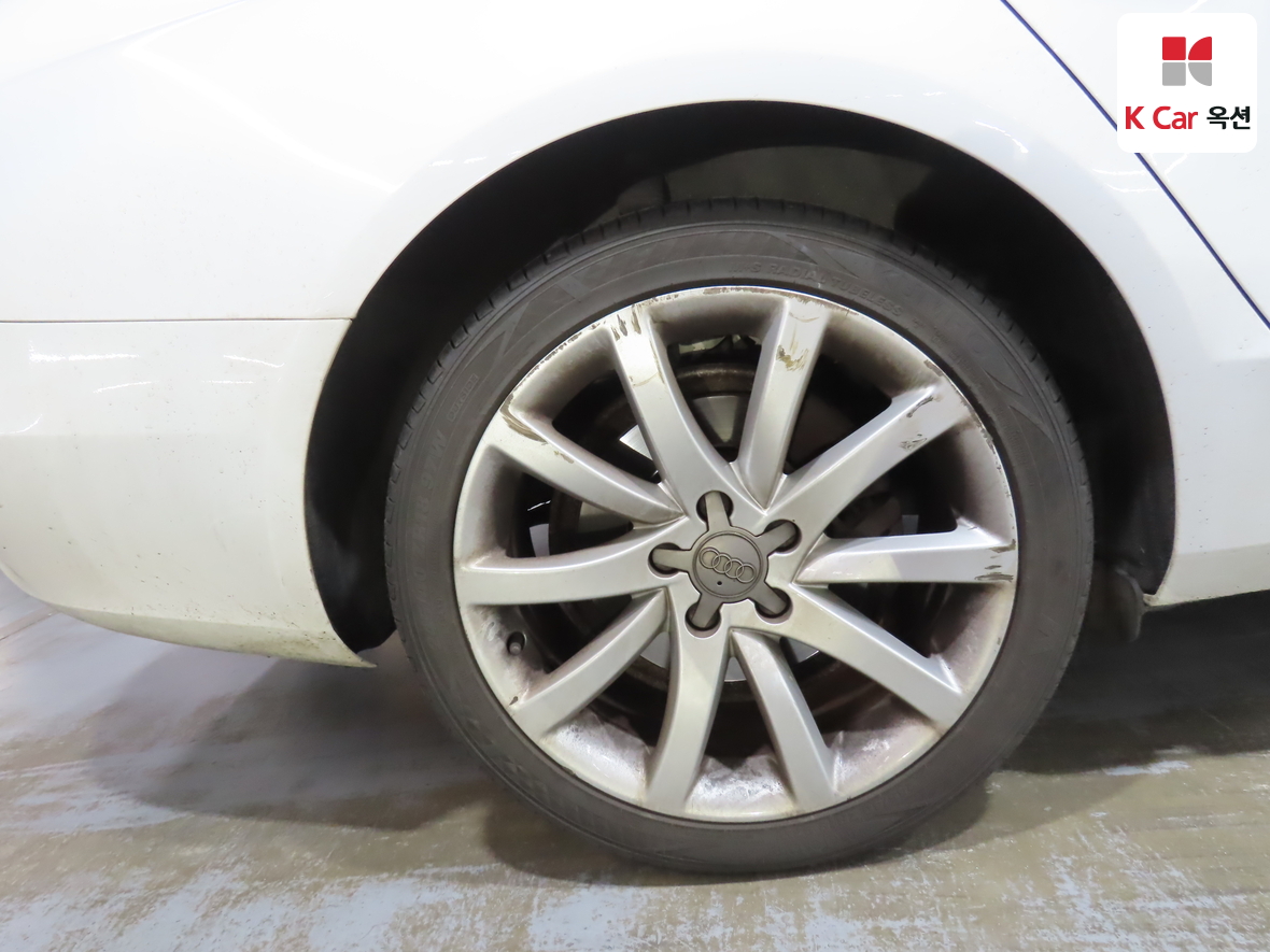 أودي A4 2016 - صورة 41