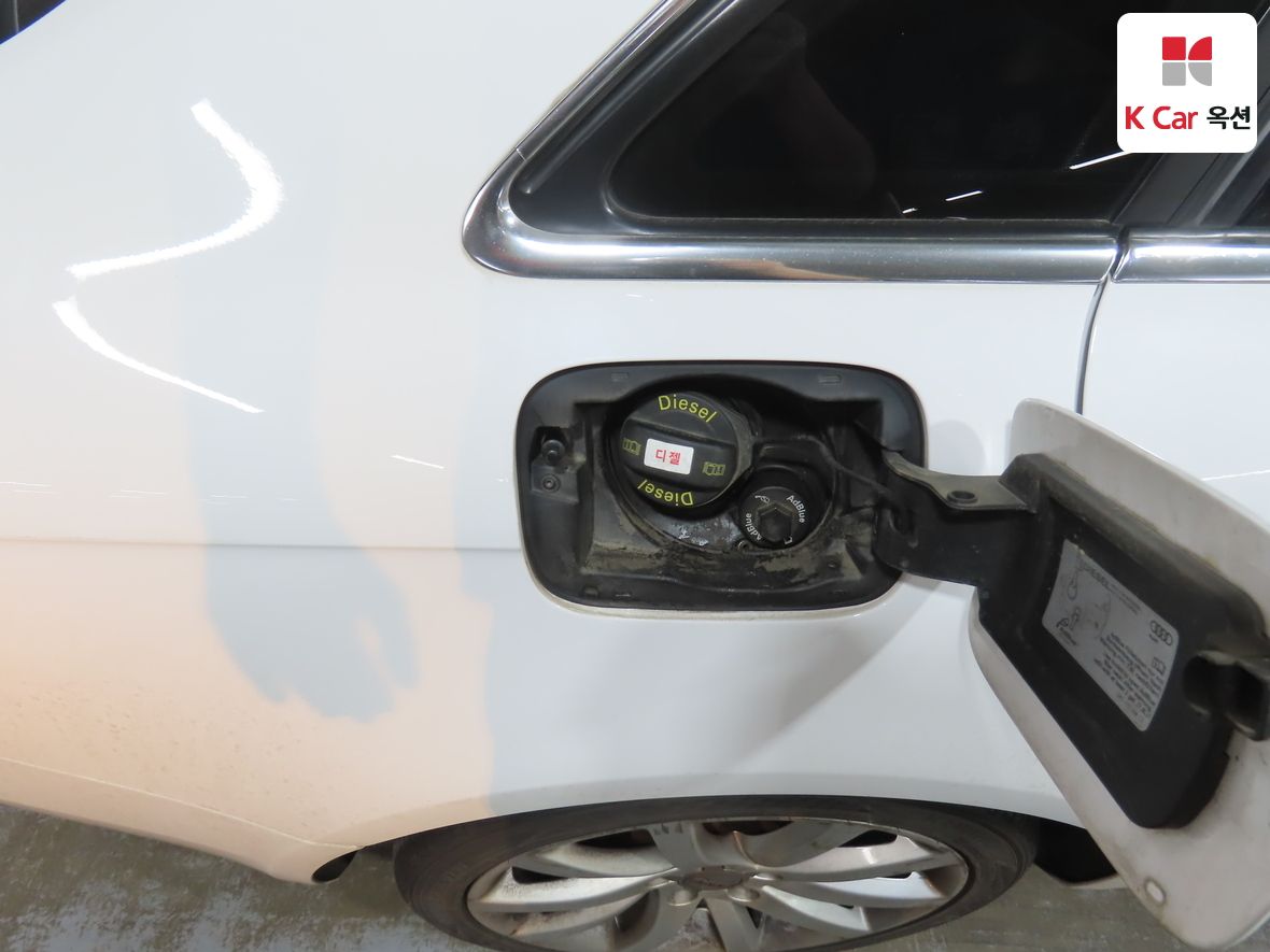 أودي A4 2016 - صورة 25