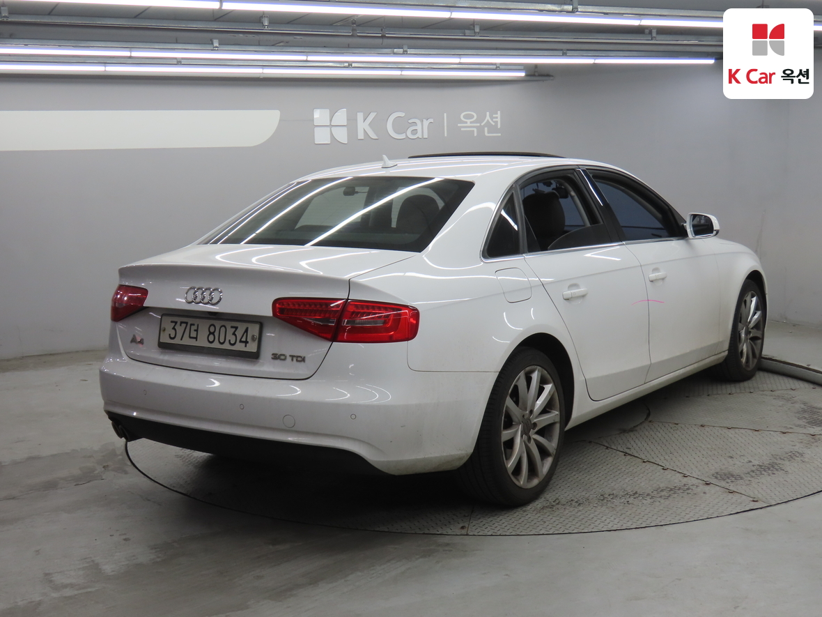 أودي A4 2016 - صورة 2