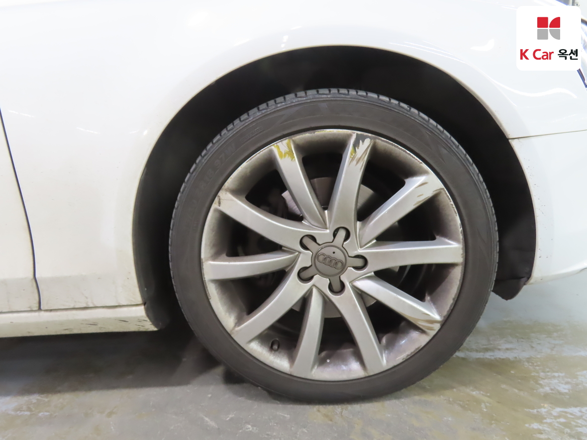 أودي A4 2016 - صورة 42