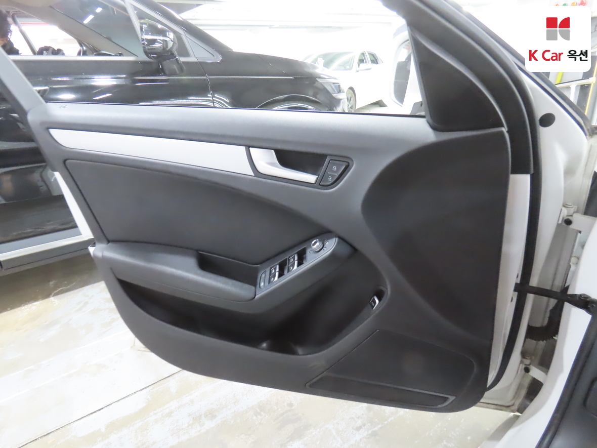 أودي A4 2016 - صورة 8