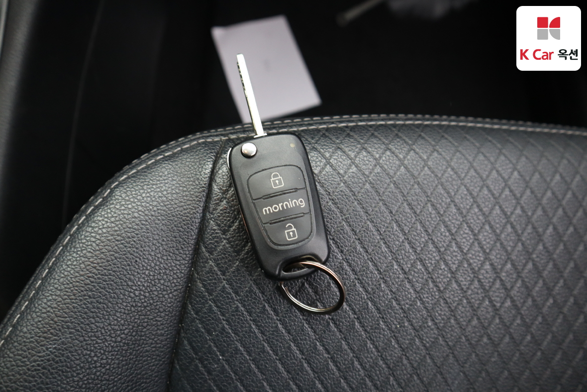 Kia Morning 2013 - Image 17