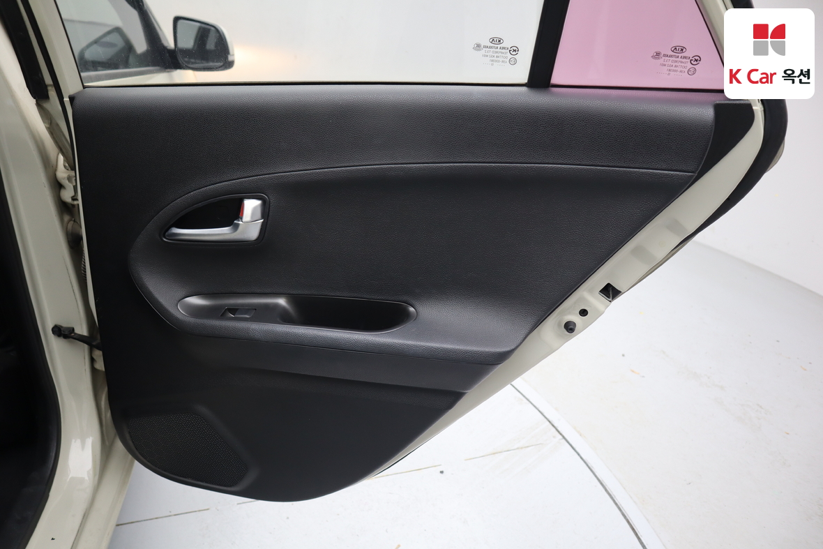 Kia Morning 2013 - Image 27