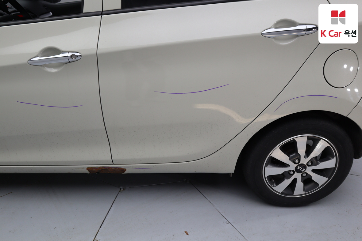 Kia Morning 2013 - Image 38