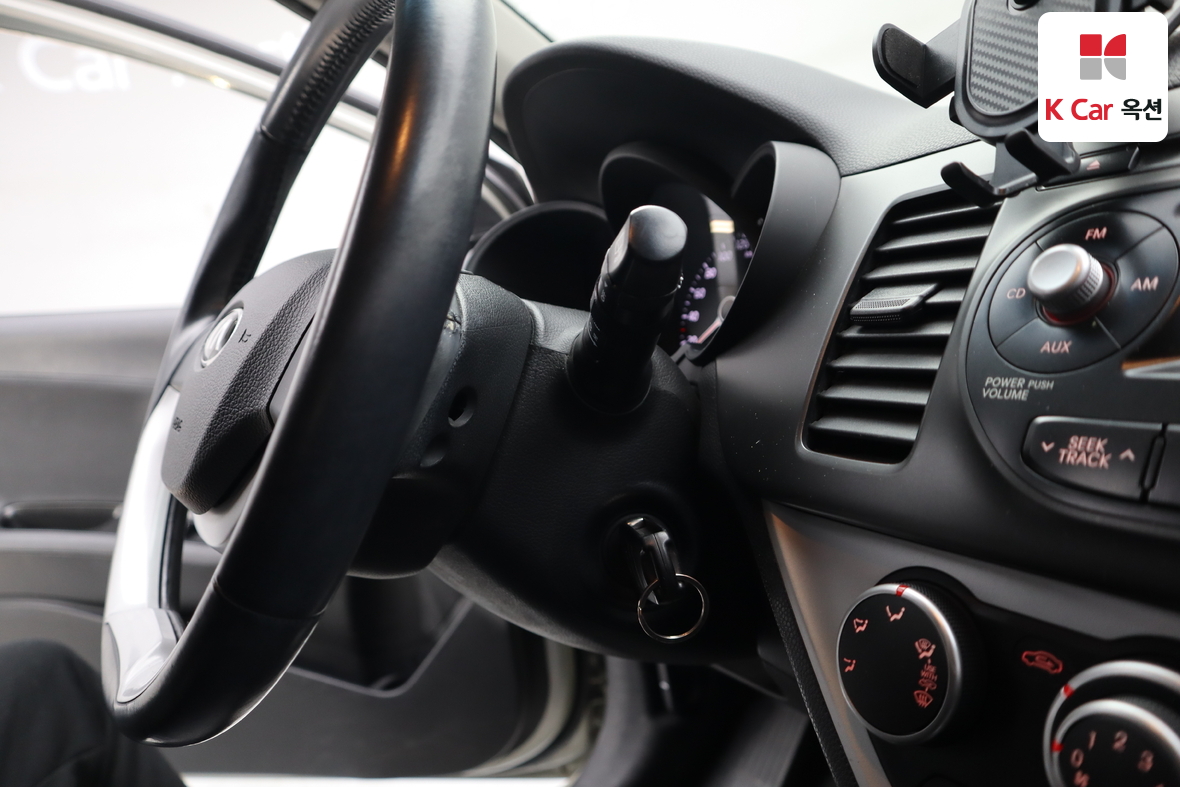 Kia Morning 2013 - Image 11