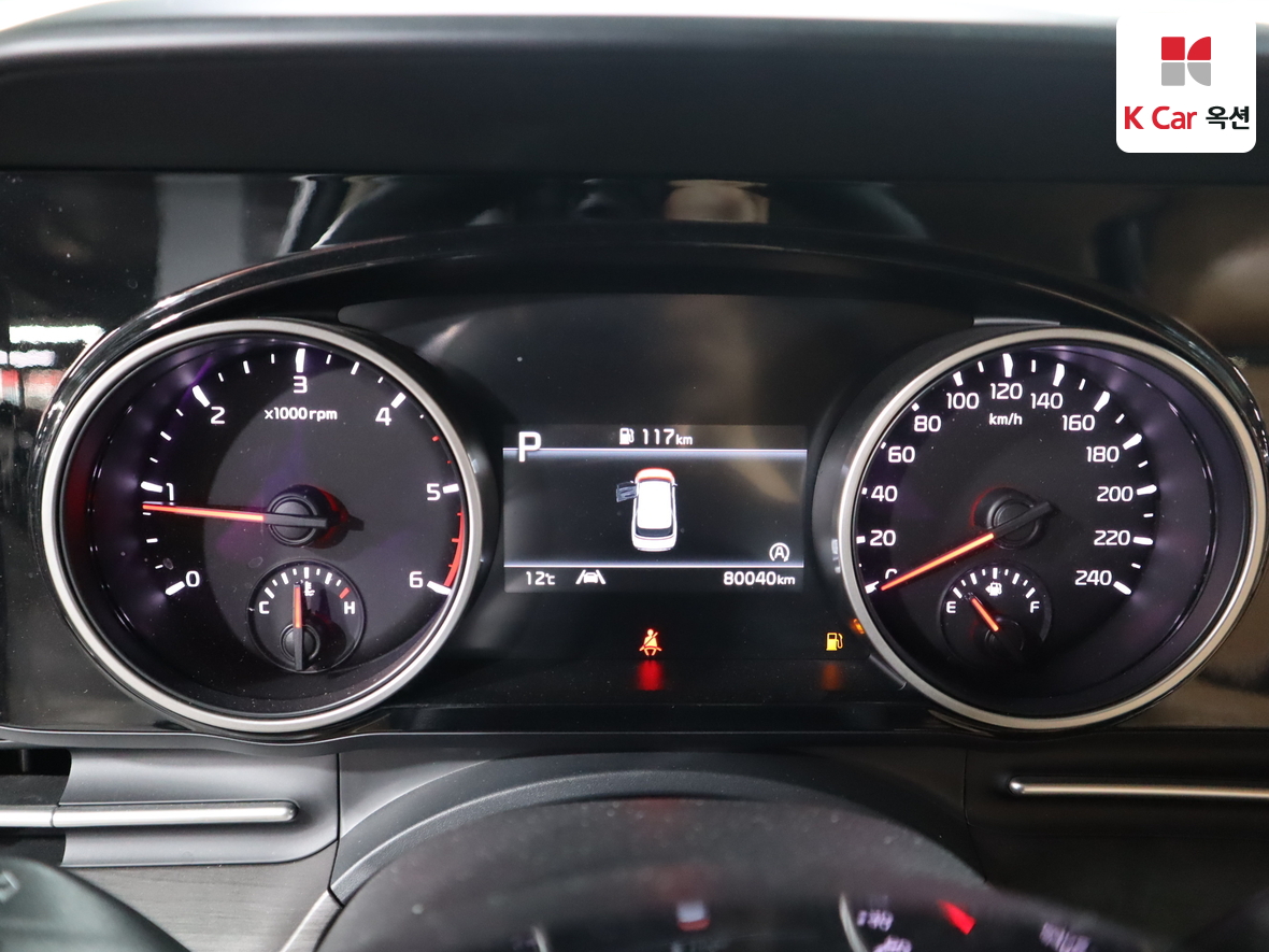 كيا كارنيفال 2023 - صورة 5