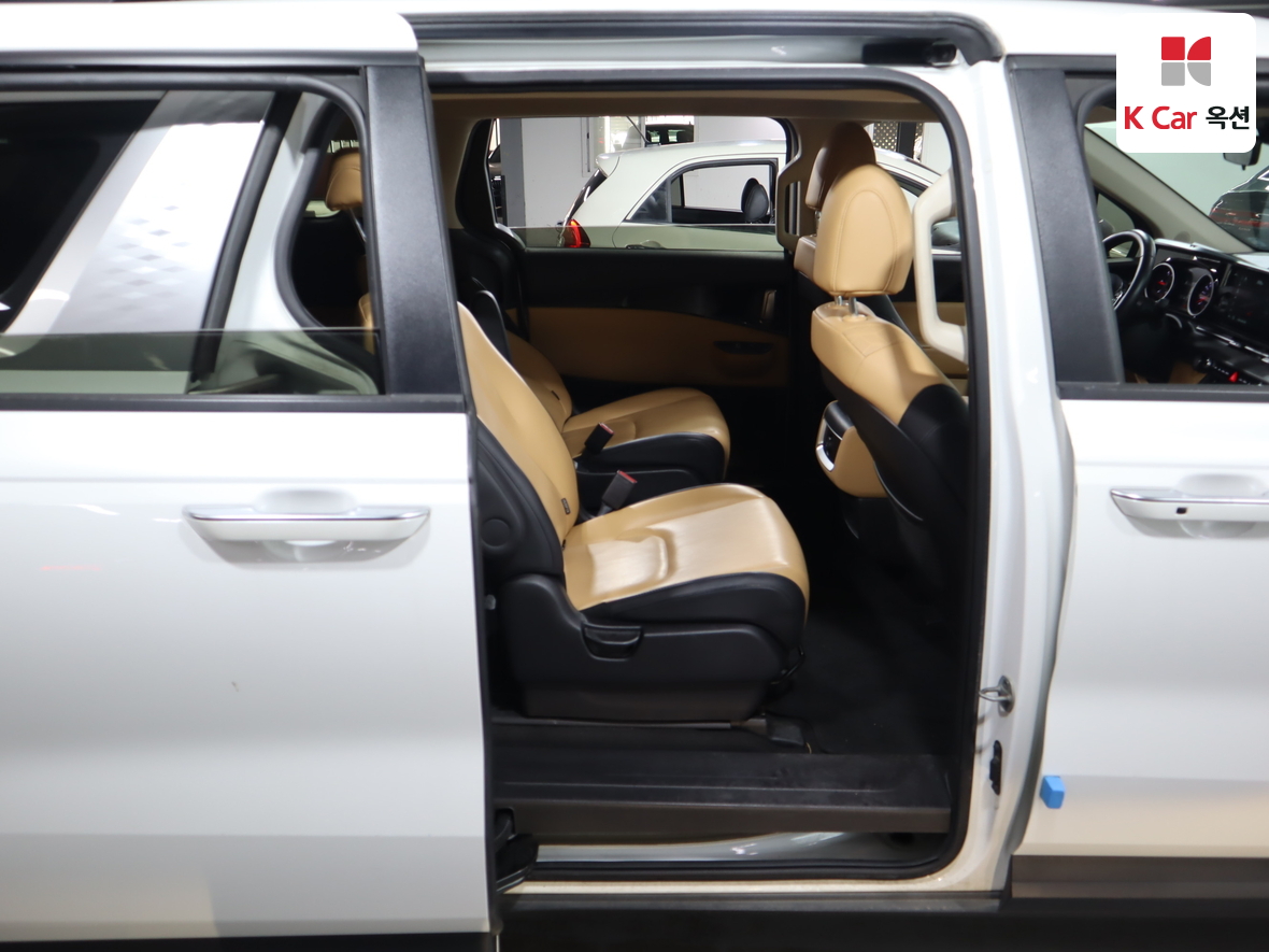 كيا كارنيفال 2023 - صورة 24