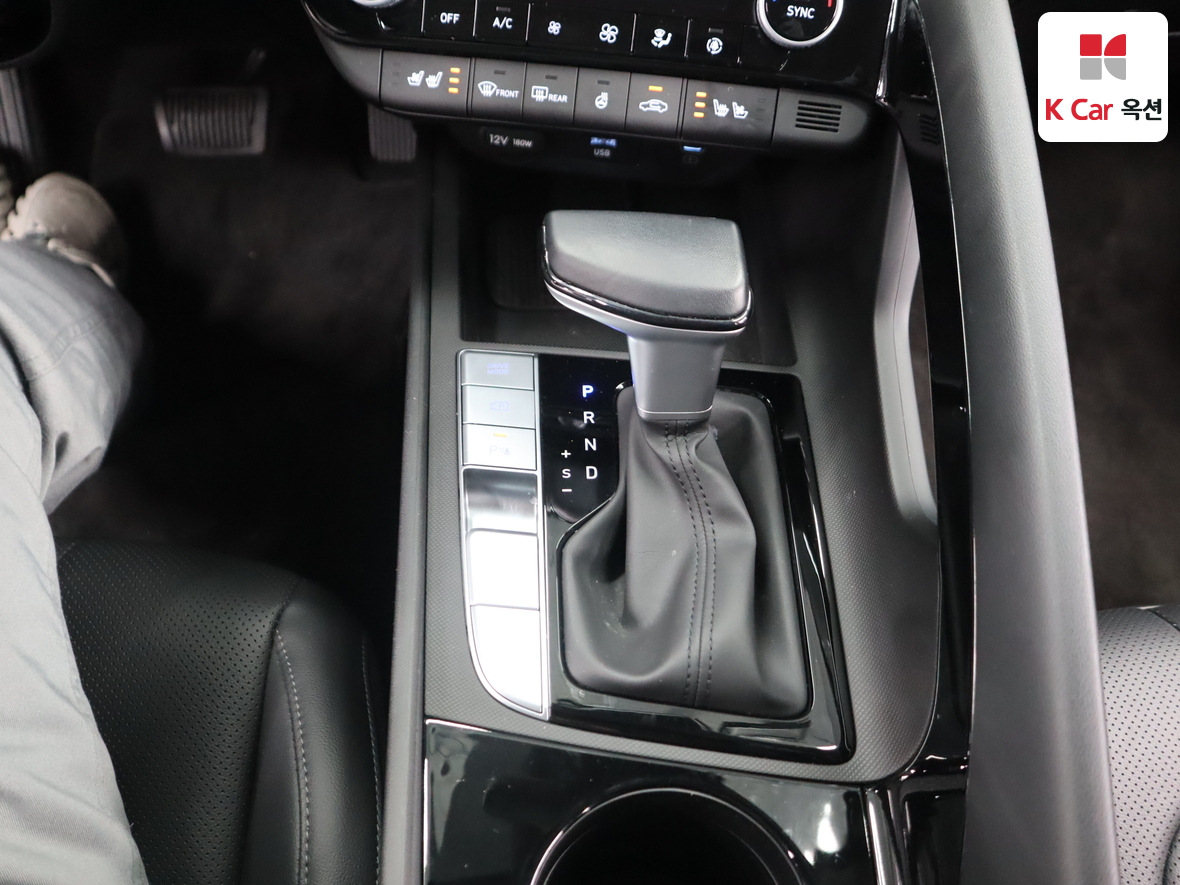 Hyundai Elantra 2024 - Image 17