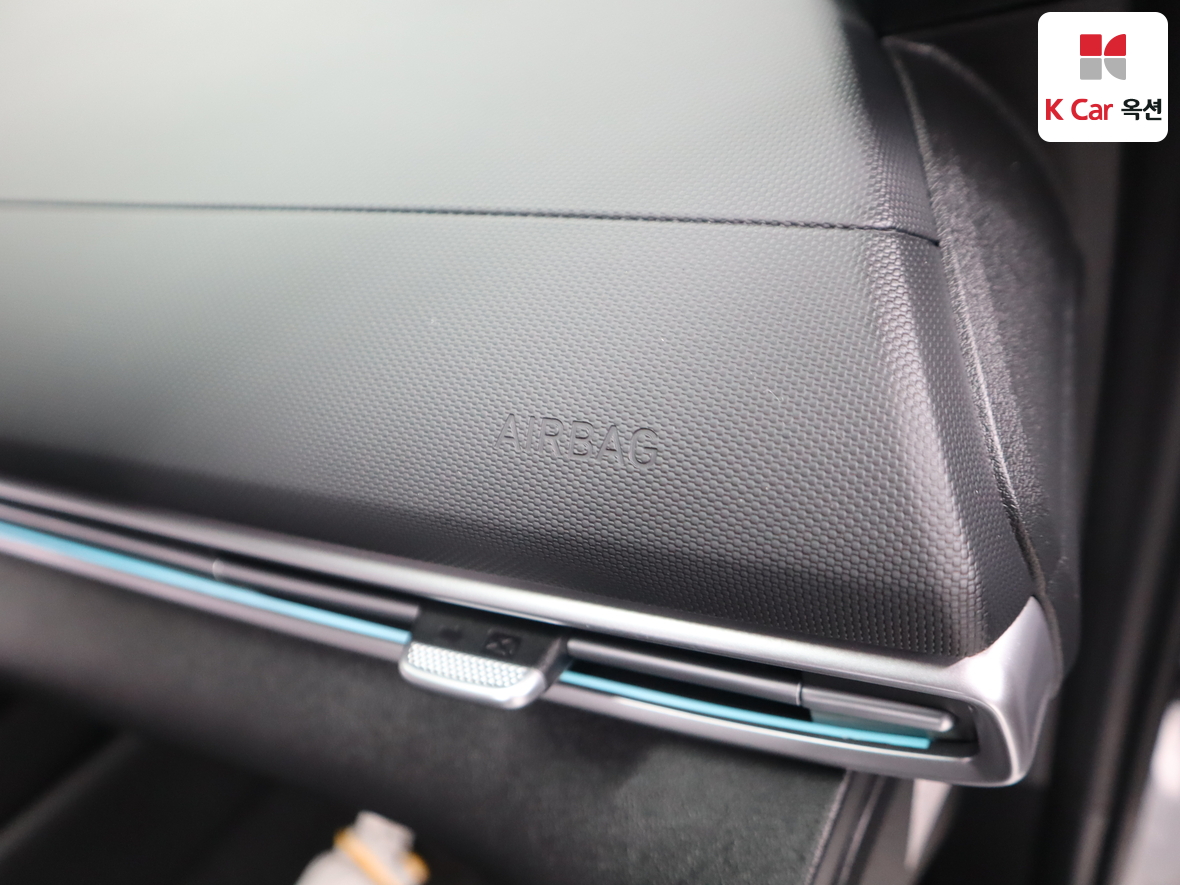 Hyundai Elantra 2024 - Image 31