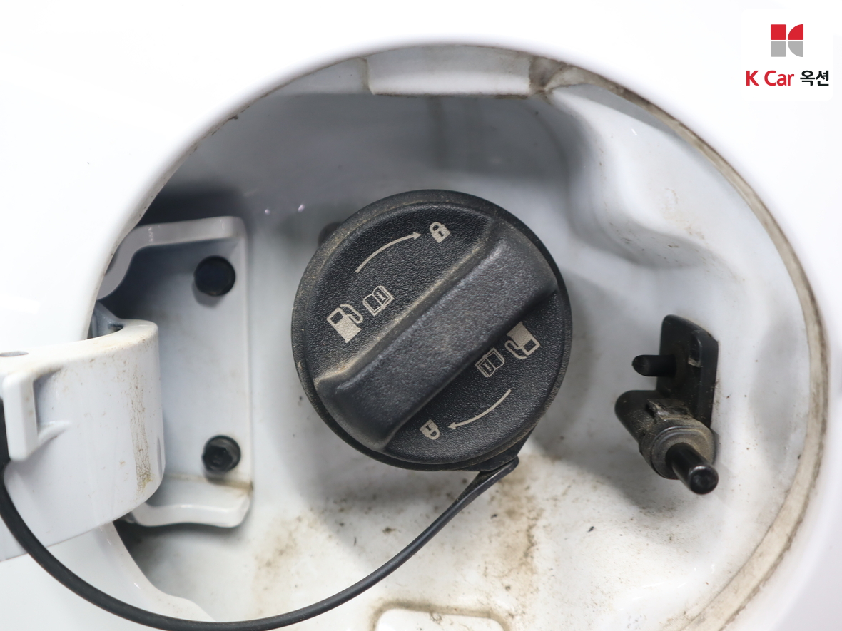 Hyundai Elantra 2024 - Image 25