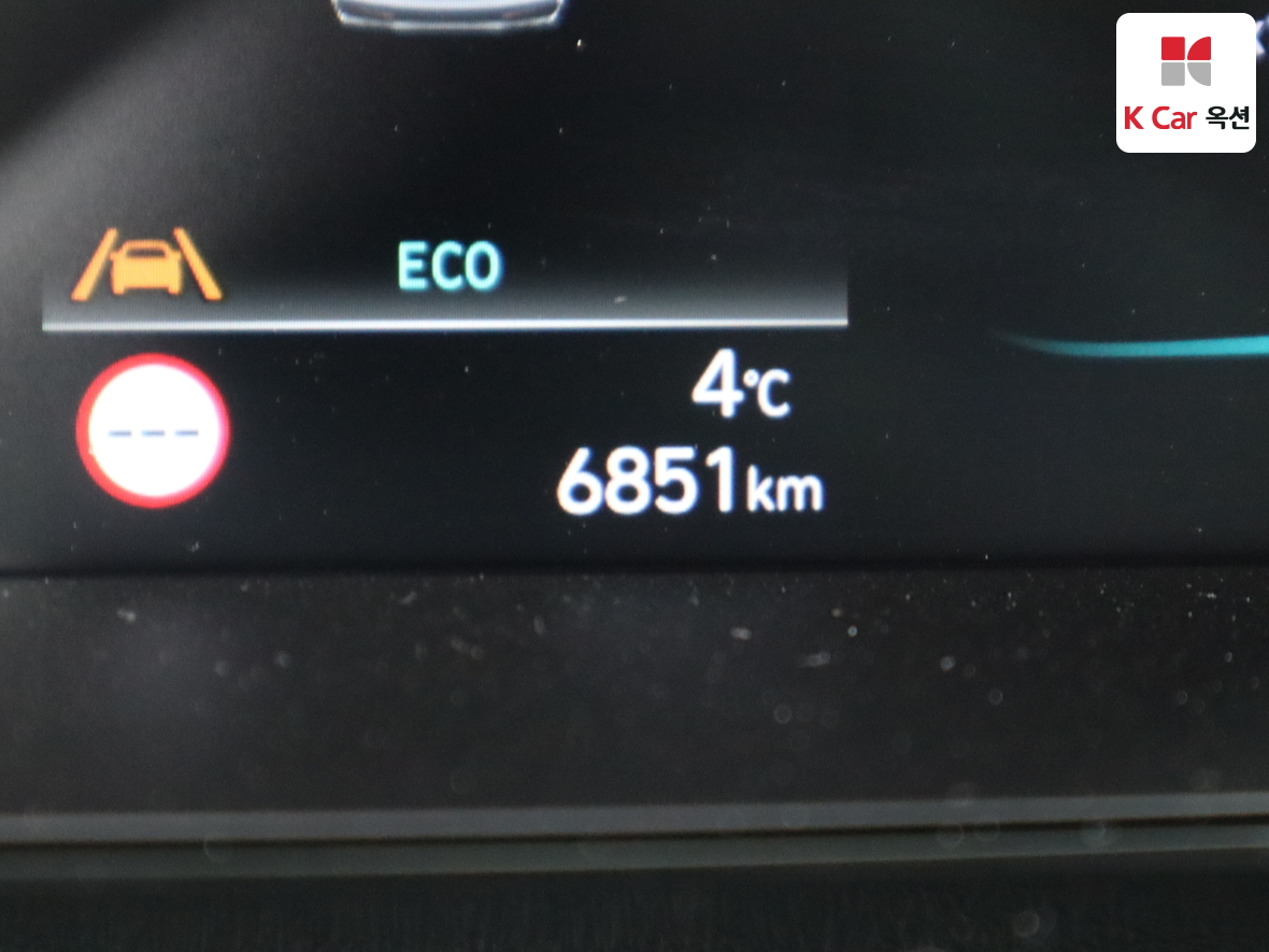 Hyundai Elantra 2024 - Image 4