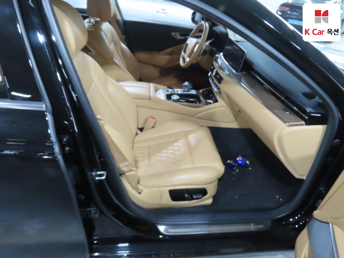 Kia K9 2022 - Image 29