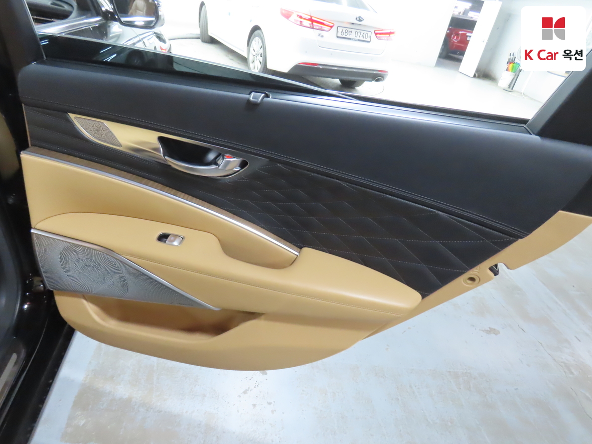 Kia K9 2022 - Image 26