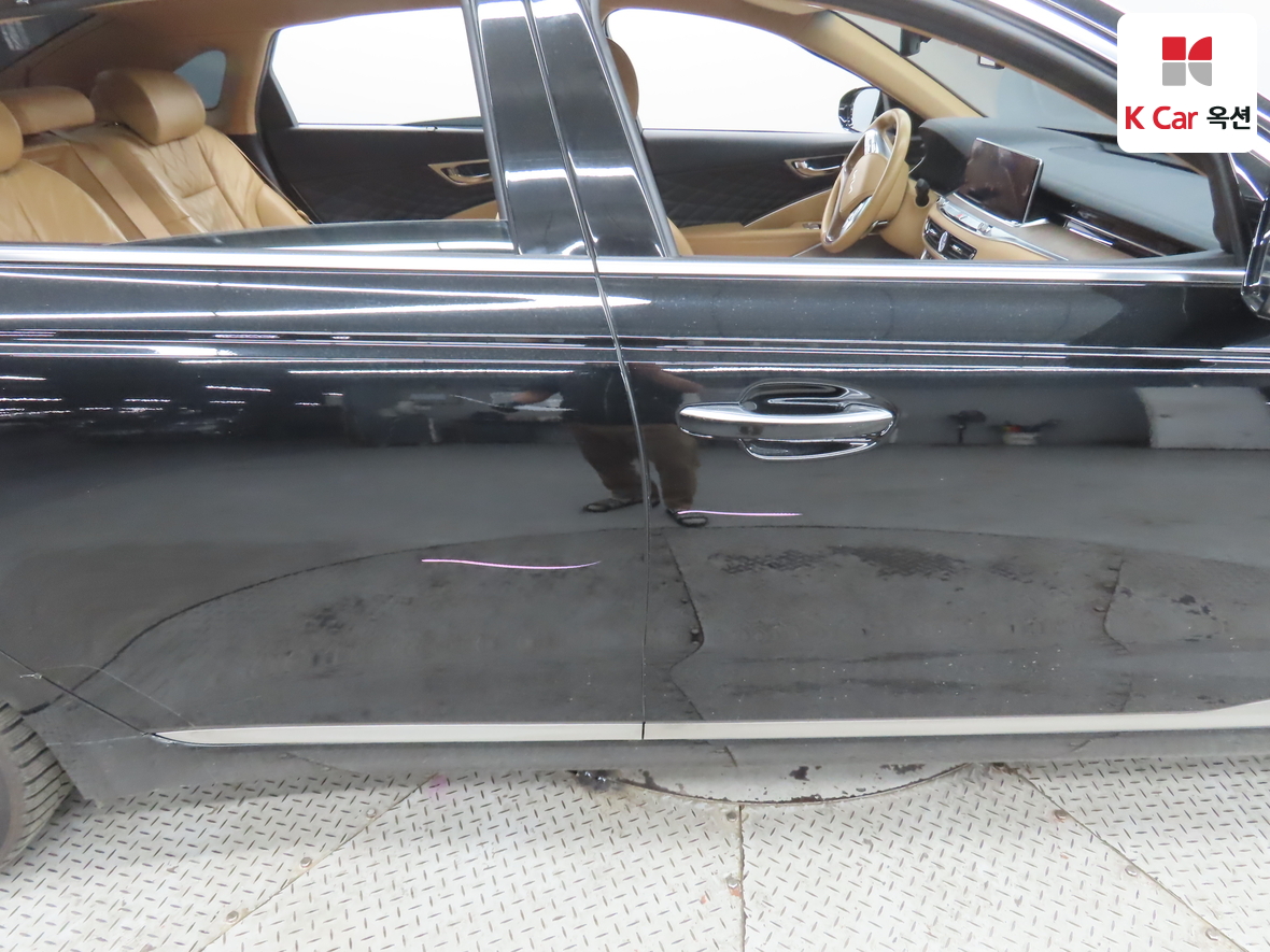 Kia K9 2022 - Image 38