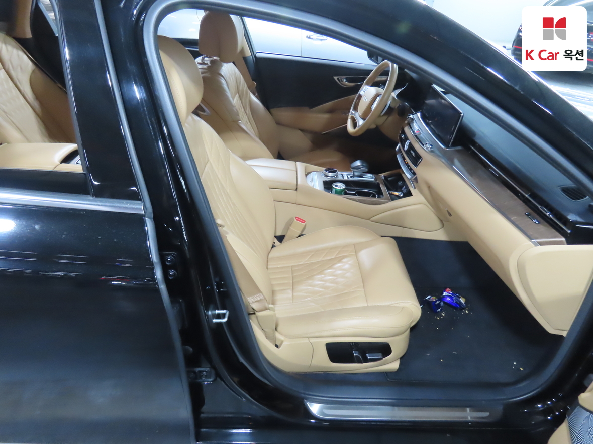 Kia K9 2022 - Image 30