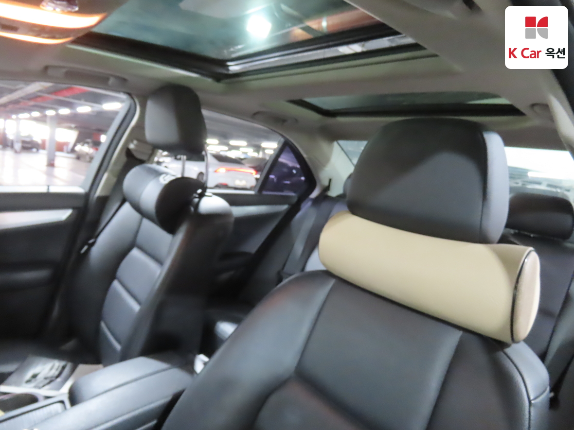 메르세데스-벤츠 C-클래스 2011 - 이미지 20