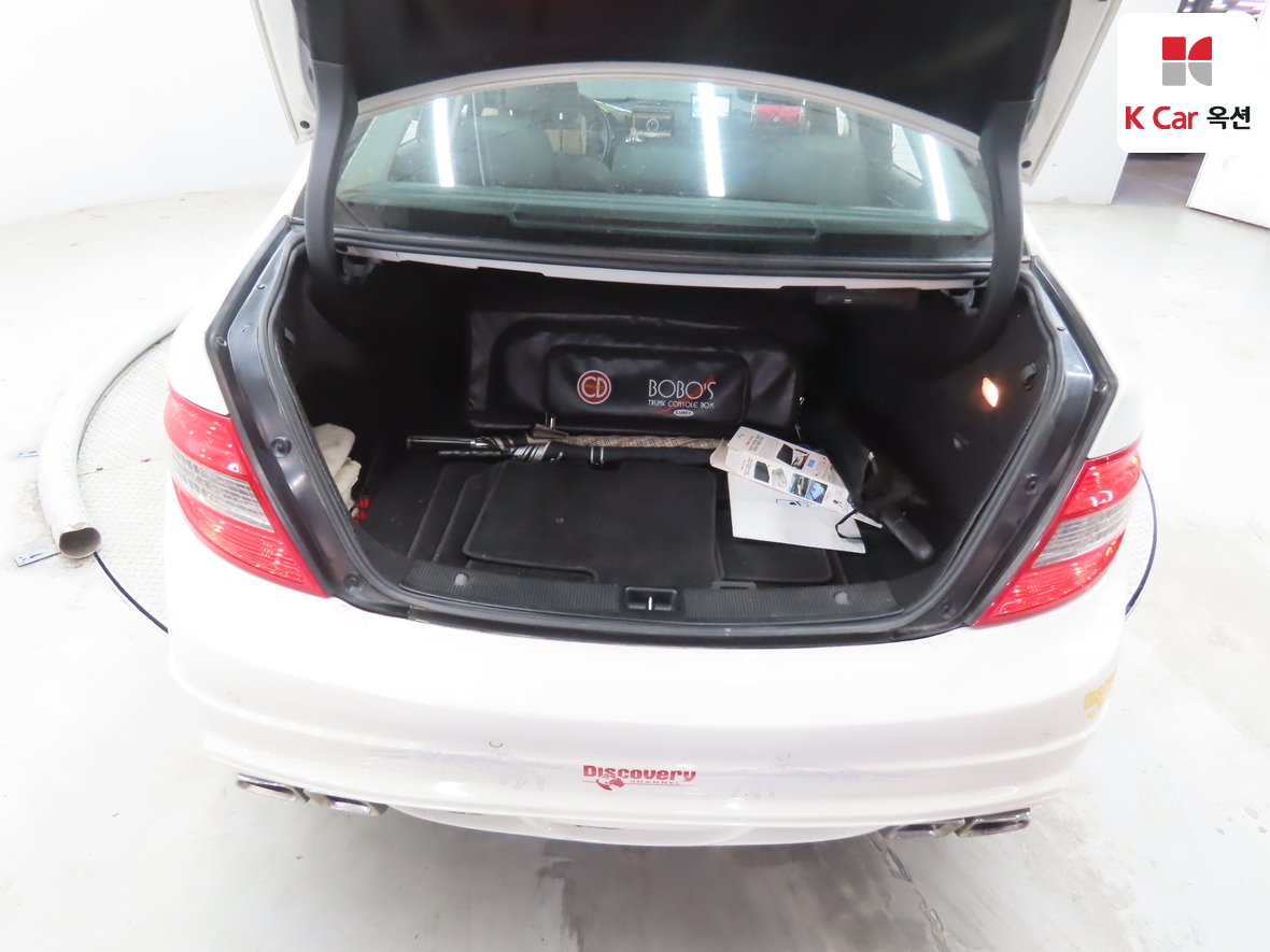 메르세데스-벤츠 C-클래스 2011 - 이미지 27