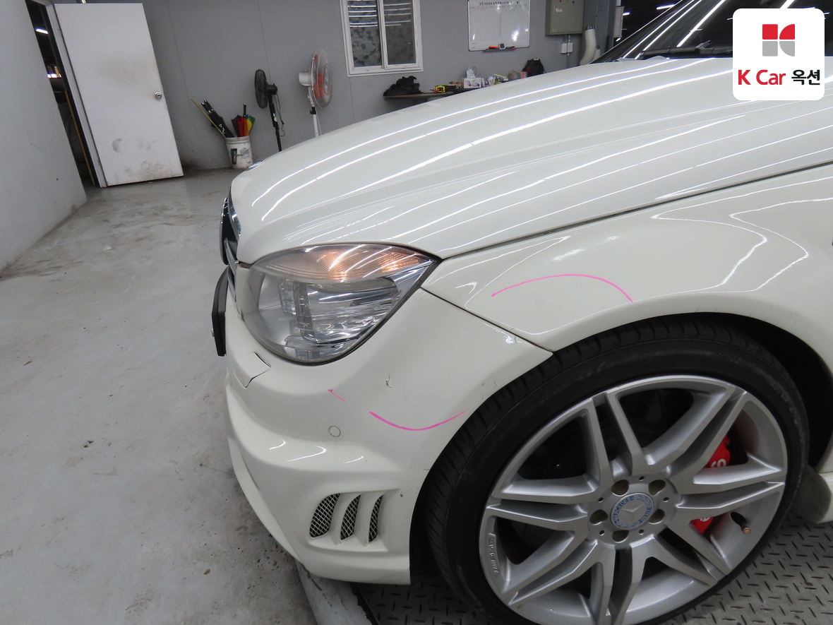 메르세데스-벤츠 C-클래스 2011 - 이미지 38