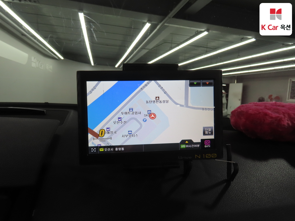 메르세데스-벤츠 C-클래스 2011 - 이미지 14