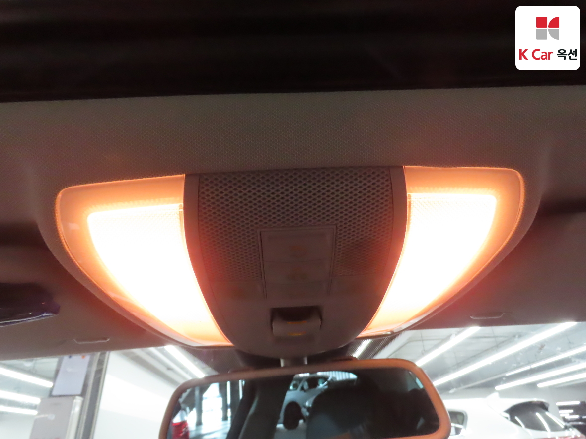 메르세데스-벤츠 C-클래스 2011 - 이미지 12