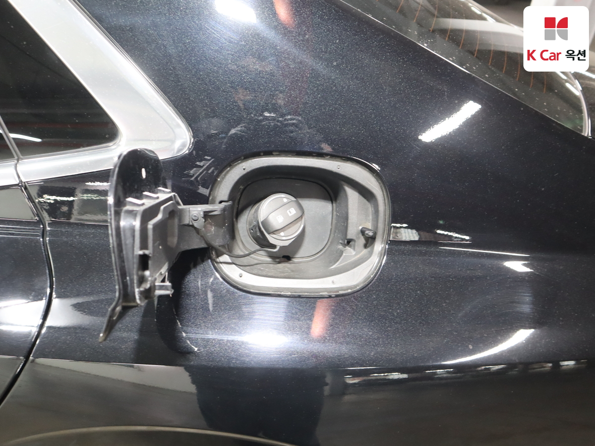 Genesis G90 2023 - Image 26